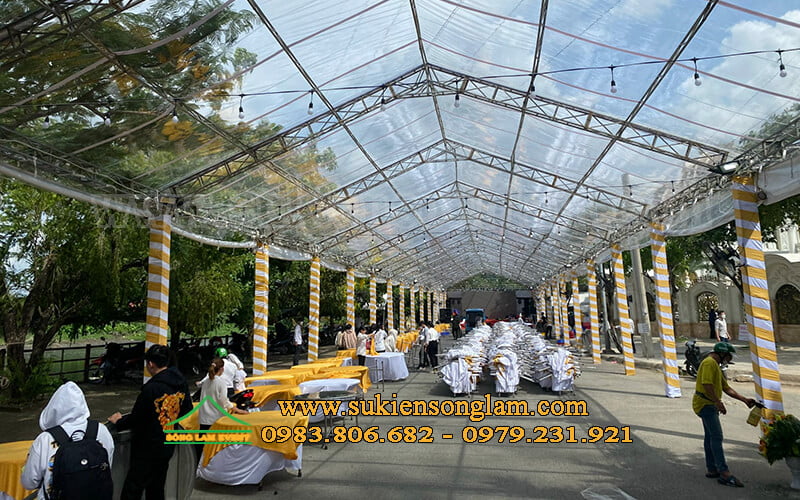 Sản xuất bán nhà bạt trong suốt