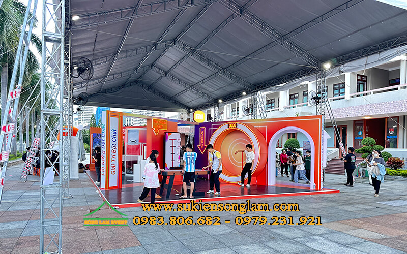 Cho thuê nhà bạt không gian tổ chức sự kiện Xiaomi tại dh Quy Nhơn