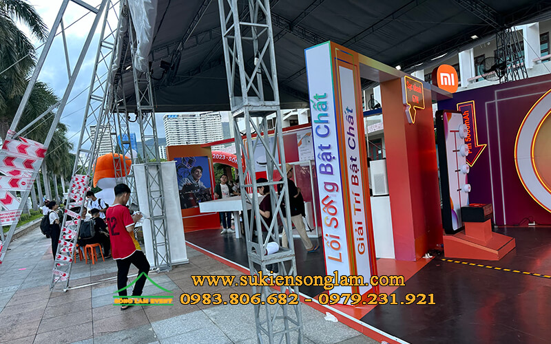 Cho thuê nhà bạt không gian tổ chức sự kiện Xiaomi tại dh Quy Nhơn