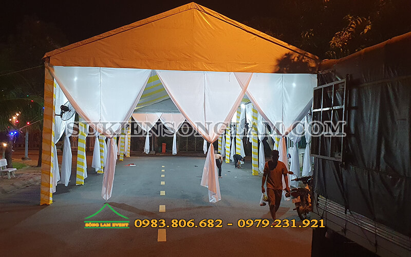 Cho thuê rạp cưới màu vàng Cho thuê rạp cưới màu vàng