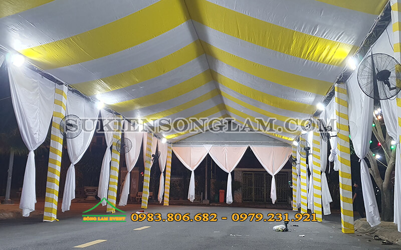 Cho thuê rạp cưới màu vàng