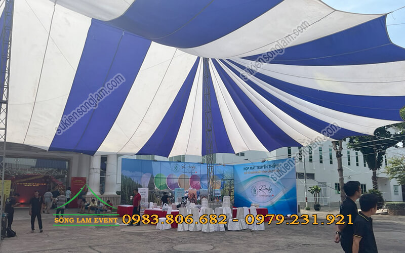 Cho thuê dù sự kiện Chương trình họp mặt ngành mắt kính Tphcm tại Vũng Tàu Cho thuê dù sự kiện Chương trình họp mặt ngành mắt kính Tphcm tại Vũng Tàu