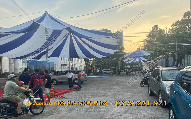 Cho thuê dù sự kiện Chương trình họp mặt ngành mắt kính Tphcm tại Vũng Tàu Cho thuê dù sự kiện Chương trình họp mặt ngành mắt kính Tphcm tại Vũng Tàu