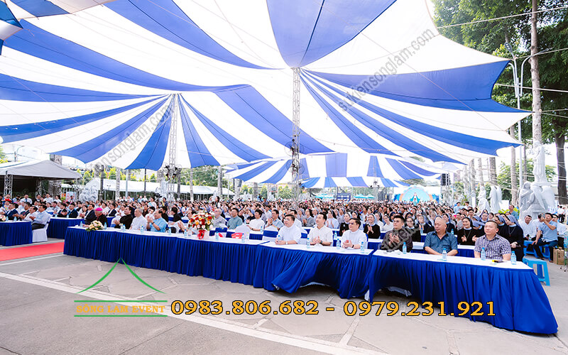 Cho thuê dù sự kiện lễ quan thầy di dân gp Vinh tại miền Nam Cho thuê dù sự kiện lễ quan thầy di dân gp Vinh tại miền Nam