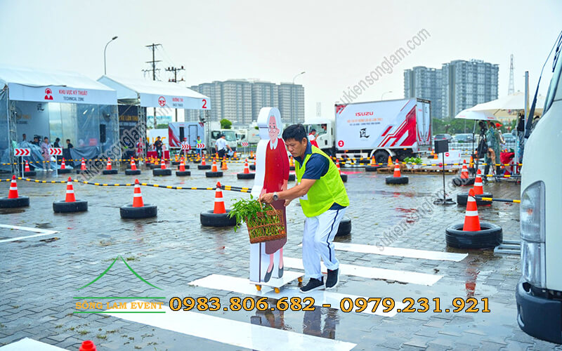 Cho thuê nhà bạt tổ chức hội thi kỹ năng lái xe của Isuzu tại TPHCM Cho thuê nhà bạt tổ chức hội thi kỹ năng lái xe của Isuzu tại TPHCM