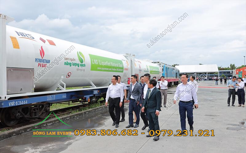 Cho thuê nhà bạt tổ chức Lễ khởi hành chuyến tàu LNG Đồng Nai Cho thuê nhà bạt tổ chức Lễ khởi hành chuyến tàu LNG Đồng Nai