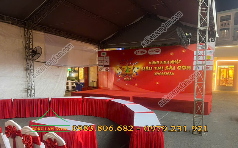 Cho thuê sân khấu sự kiện tổ chức mừng sinh nhật siêu thị Sài Gòn Cho thuê nhà bạt tổ chức mừng sinh nhật siêu thị Sài Gòn