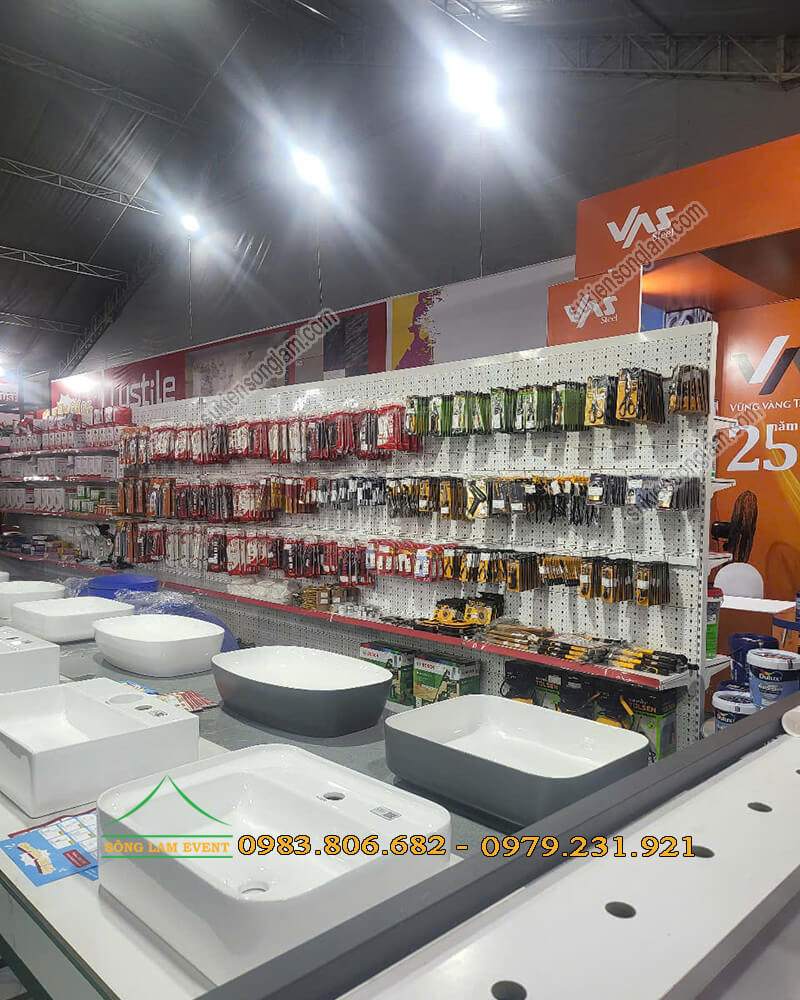 Cho thuê nhà bạt tổ chức Mái ấm gia đình Việt cùng Hoa Sen Home tại Bình Thuận