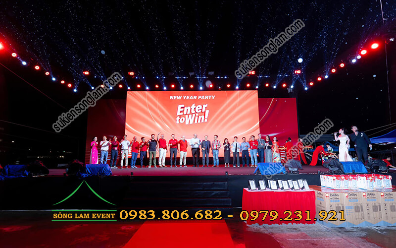 Cho thuê sân khấu sự kiện tổ chức New Year Party Milwaukee 2025 tphcm Cho thuê sân khấu sự kiện tổ chức New Year Party Milwaukee 2025 tphcm