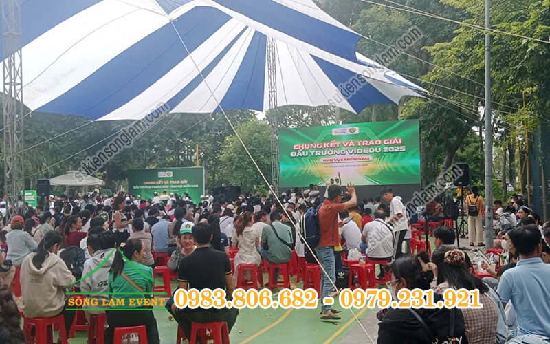 Cho thuê dù sự kiện tổ chức Chung kết đấu trường Vioedu 2025 tại Tphcm