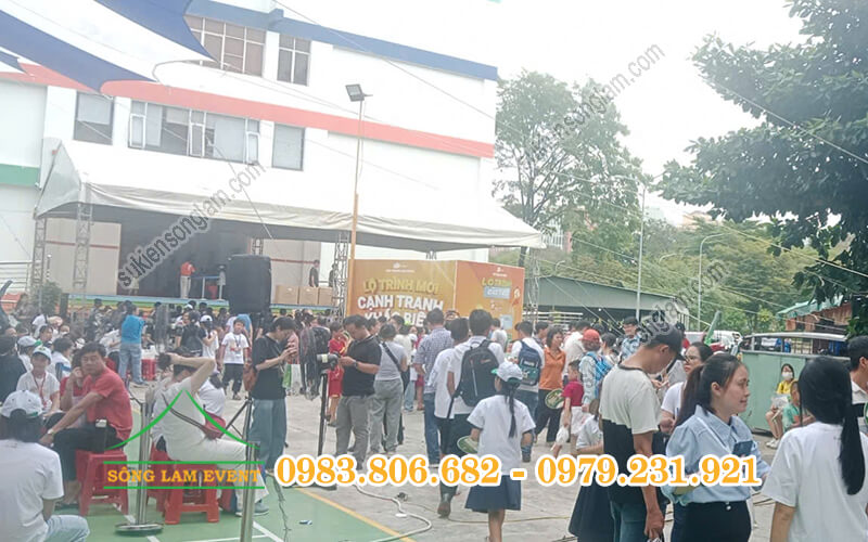 Cho thuê dù sự kiện tổ chức Chung kết đấu trường Vioedu 2025 tại Tphcm
