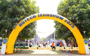 Cho thuê nhà bạt không gian tổ chức Ngày hội Hutech Techshow 2025