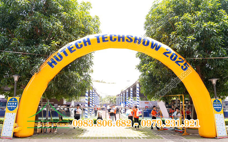 Cho thuê nhà bạt không gian tổ chức Ngày hội Hutech Techshow 2025