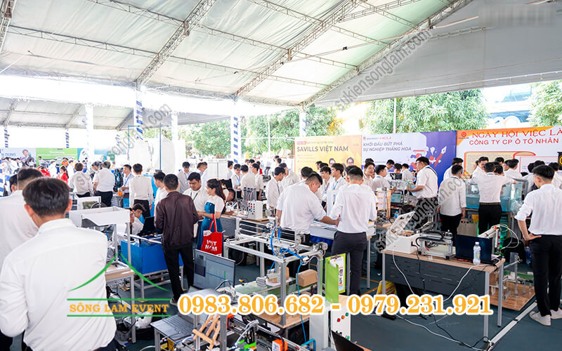 Cho thuê nhà bạt không gian tổ chức Ngày hội Hutech Techshow 2025