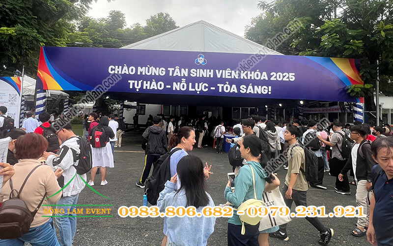 Cho thuê nhà bạt tổ chức sự kiện nhập học K2025 trường ĐH Bách Khoa TPHCM