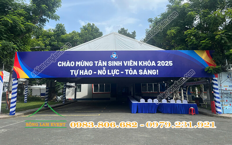 Cho thuê nhà bạt tổ chức sự kiện nhập học K2025 trường ĐH Bách Khoa TPHCM