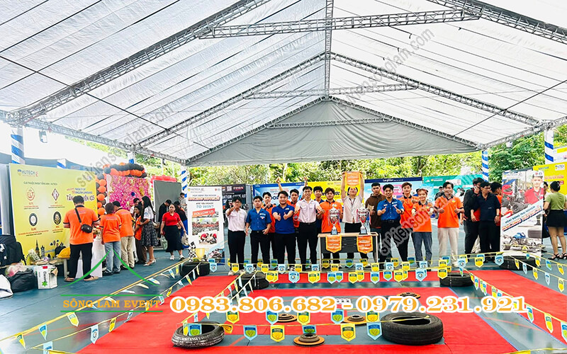 Cho thuê nhà bạt tổ chức Ngày hội truyền thống chào tân sinh viên HUTECH K2025 Cho thuê nhà bạt tổ chức Ngày hội truyền thống chào tân sinh viên HUTECH K2025