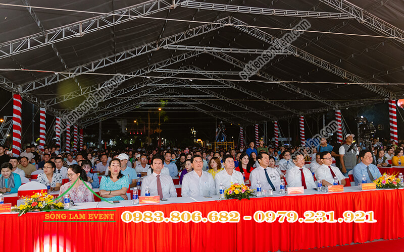 Thuê nhà bạt cho sự kiện âm nhạc ngoài trời - festival,concert,edm Thuê nhà bạt cho sự kiện âm nhạc ngoài trời - festival,concert,edm