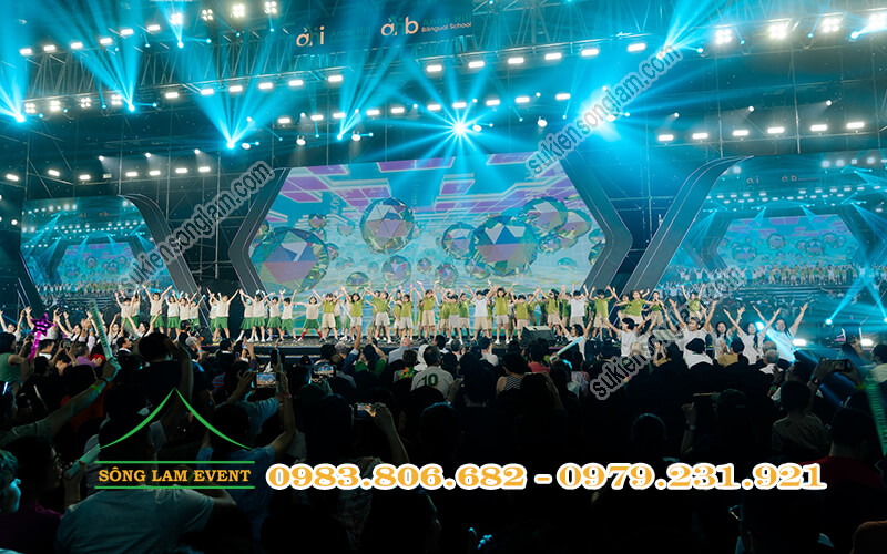 Cho thuê bàn ghế sự kiện tại Buổi hòa nhạc kỷ niệm 10 năm trường Anne Hill