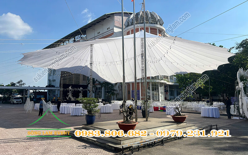 Cho thuê dù sự kiện tổ chức đám cưới ngoài trời tại Hóc Môn TPHCM Cho thuê dù sự kiện tổ chức đám cưới ngoài trời tại Hóc Môn TPHCM