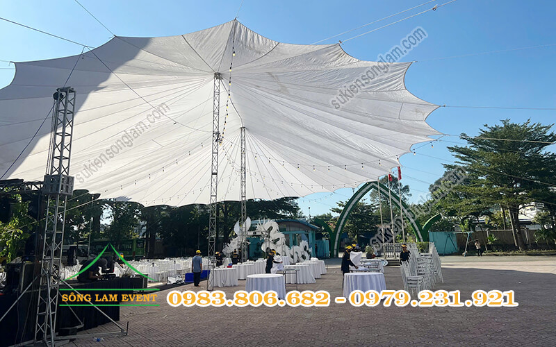 Cho thuê dù sự kiện tổ chức đám cưới ngoài trời tại Hóc Môn TPHCM Cho thuê dù sự kiện tổ chức đám cưới ngoài trời tại Hóc Môn TPHCM