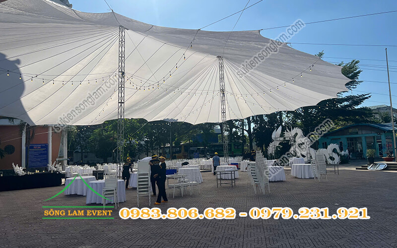 Cho thuê dù sự kiện tổ chức đám cưới ngoài trời tại Hóc Môn TPHCM Cho thuê dù sự kiện tổ chức đám cưới ngoài trời tại Hóc Môn TPHCM