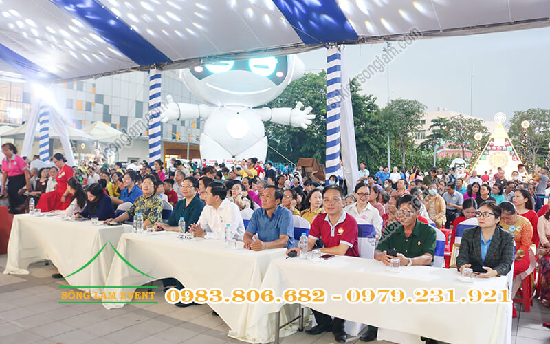 Cho thuê nhà bạt tổ chức Chương trình Ngày hội non sông dân tộc kết đoàn