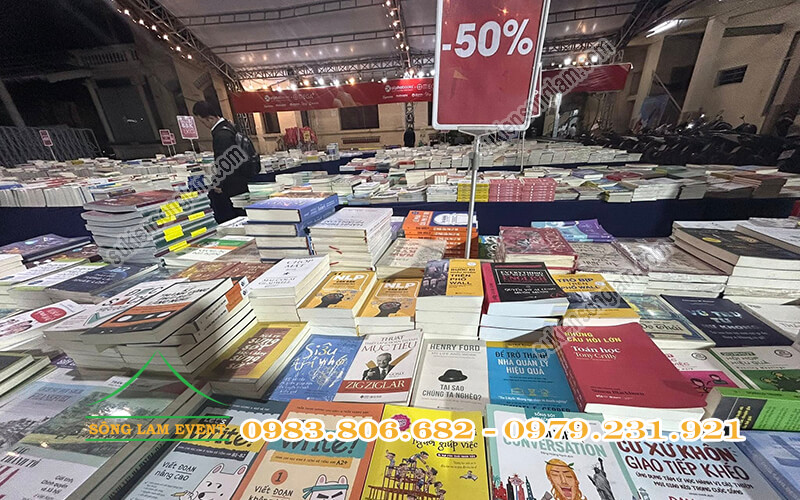 Cho thuê nhà bạt tổ chức Hội sách dọn kho đón Tết phường Xuân Hòa TPHCM