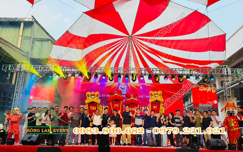 Cho thuê dù sự kiện tổ chức tiệc tất niên công ty Uni - President Việt Nam TPHCM