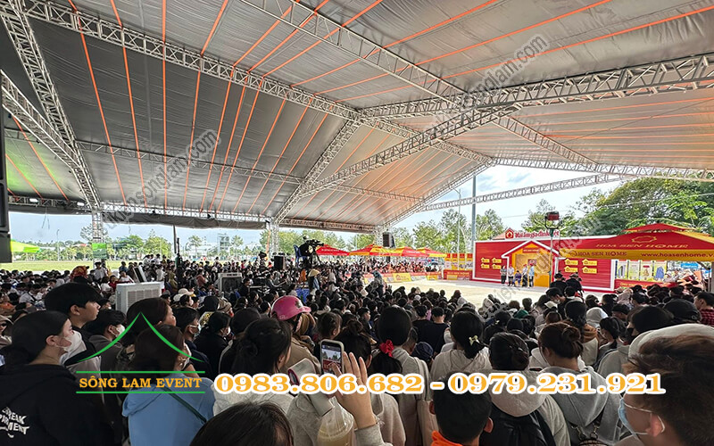 Cho thuê nhà bạt không gian