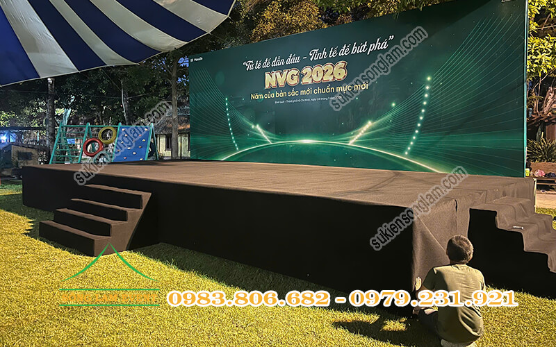 Cho thuê sân khấu sự kiện tổ chức Kich off 2026 Manulife - NVG miền Nam