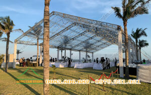 Nhà bạt trong suốt cho tiệc cưới ngoài trời