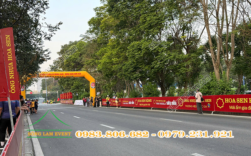 Cho thuê backdrop sự kiện tổ chức Giải xe đạp roller 2026 cup Hoa Sen Home Cho thuê backdrop sự kiện tổ chức Giải xe đạp roller 2026 cup Hoa Sen Home