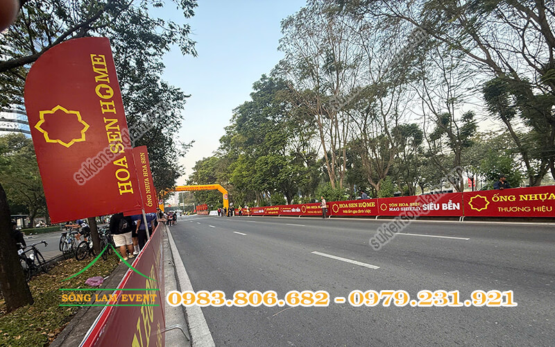 Cho thuê backdrop sự kiện tổ chức Giải xe đạp roller 2026 cup Hoa Sen Home Cho thuê backdrop sự kiện tổ chức Giải xe đạp roller 2026 cup Hoa Sen Home