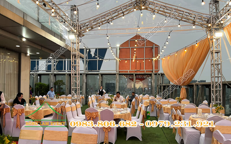 Cho thuê nhà bạt tổ chức Year End Party 2025 của Hoa Lâm Group TPHCM