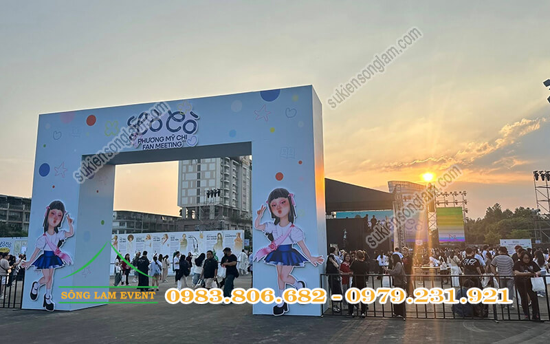 Thi công cổng chào sự kiện