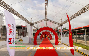 Nhà bạt có chịu được mưa lớn gió mạnh không?