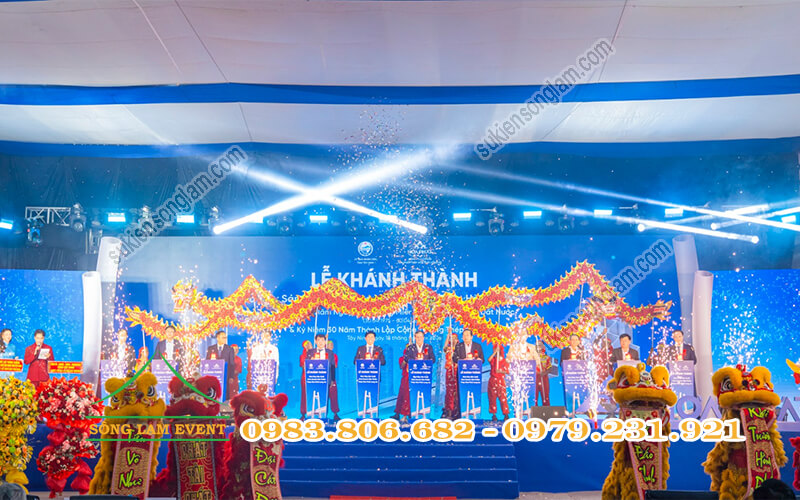 Cho thuê sân khấu sự kiện tổ chức Lễ khánh thành nhà máy ống thép Hòa Phát Long An