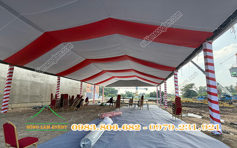 Trang trí trần nhà bạt