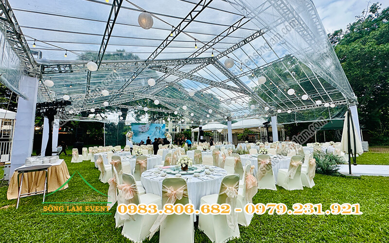 Trang trí trần nhà bạt