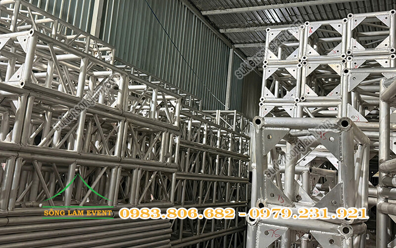 Kho xưởng thiết bị sự kiện và nhà bạt Sông Lam