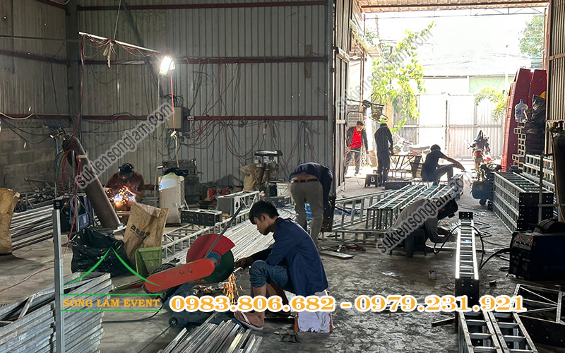 Kho xưởng thiết bị sự kiện và nhà bạt Sông Lam