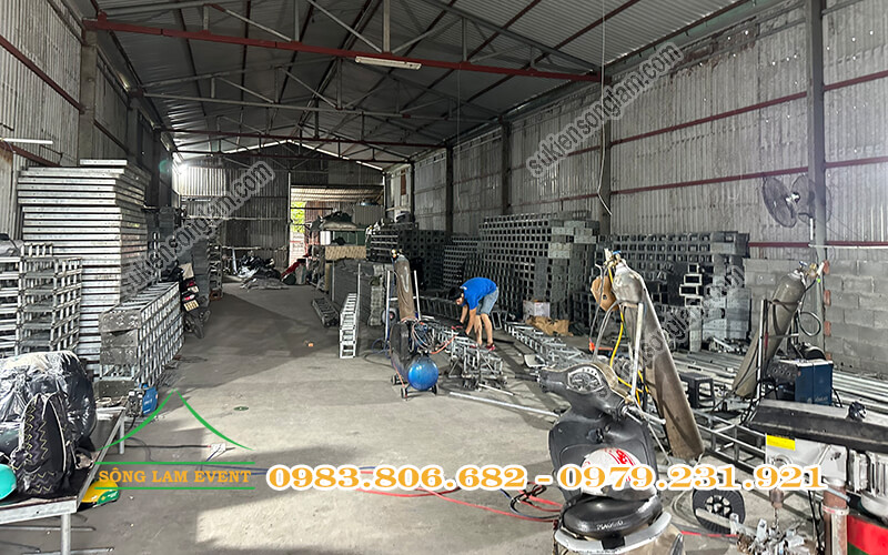 Kho xưởng thiết bị sự kiện và nhà bạt Sông Lam