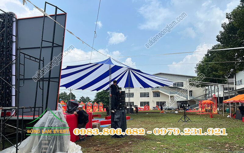 Cho thuê dù sự kiện tổ chức chương trình của Shopee tại công ty ở Đồng Nai