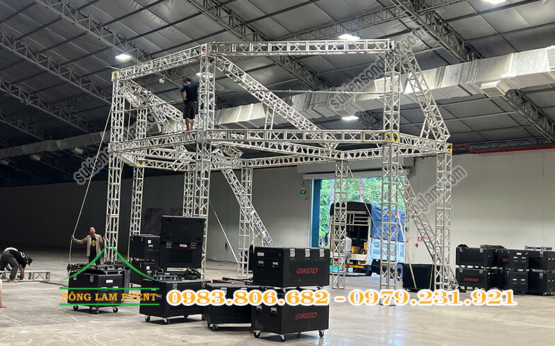 Cho thuê khung truss nhôm tổ chức sự kiện tại TPHCM Cho thuê khung truss nhôm tổ chức sự kiện tại TPHCM