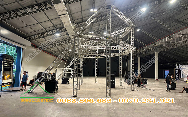 Cho thuê khung truss nhôm tổ chức sự kiện tại TPHCM Cho thuê khung truss nhôm tổ chức sự kiện tại TPHCM
