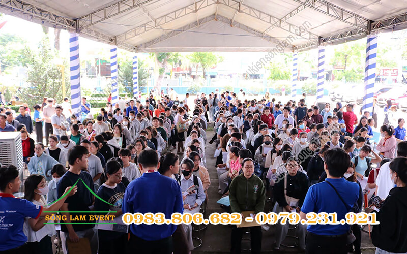 Cho thuê nhà bạt tổ chức Lễ đón tân sinh viên nhập học 2026 trường đại học Thủ Dầu Một Cho thuê nhà bạt tổ chức Lễ đón tân sinh viên nhập học 2026 trường đại học Thủ Dầu Một