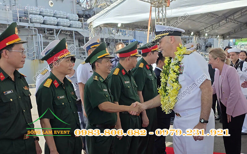 Cho thuê nhà bạt tổ chức Lễ đón tàu sân bay hải quân Mỹ tại cảng Tiên Sa Đà Nẵng Cho thuê nhà bạt tổ chức Lễ đón tàu sân bay hải quân Mỹ tại cảng Tiên Sa Đà Nẵng
