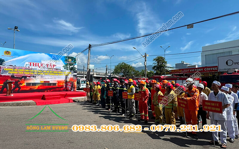 Cho thuê sân khấu tổ chức Thực tập phương án chữa cháy, CNCH tại TTTM Quyết Thắng Cho thuê sân khấu tổ chức Thực tập phương án chữa cháy, CNCH tại TTTM Quyết Thắng