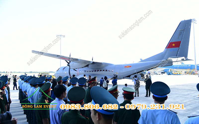 Chương trình vận chuyển mẫu hài cốt liệt sĩ phục vụ giám định ADN tại sân bay Tân Sơn Nhất TPHCM Chương trình vận chuyển mẫu hài cốt liệt sĩ phục vụ giám định ADN tại sân bay Tân Sơn Nhất TPHCM